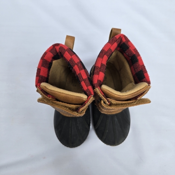 Gap Kids Tan and Black Winter Duck Boots Size 7/8 - Picture 3 of 8